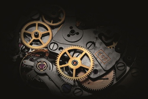 Das legendäre «El Primero»-Chronografenkaliber, dessen Unruh mit 36.000 A/h oszilliert und so die Anzeige der Zehntelsekunde ermöglicht.