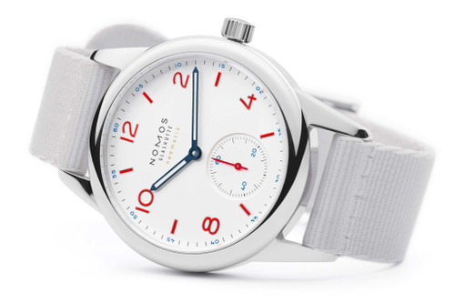 Nomos Glashütte «Club neomatik»