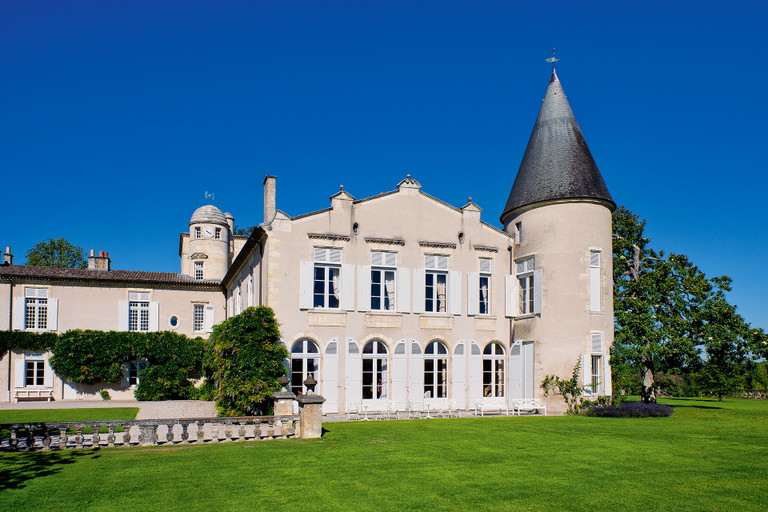 Die bis ins 19. Jahrhundert wechselhafte Geschichte des Weinguts Lafite-Rothschild reicht bis ins Jahr 1234 zurück.
