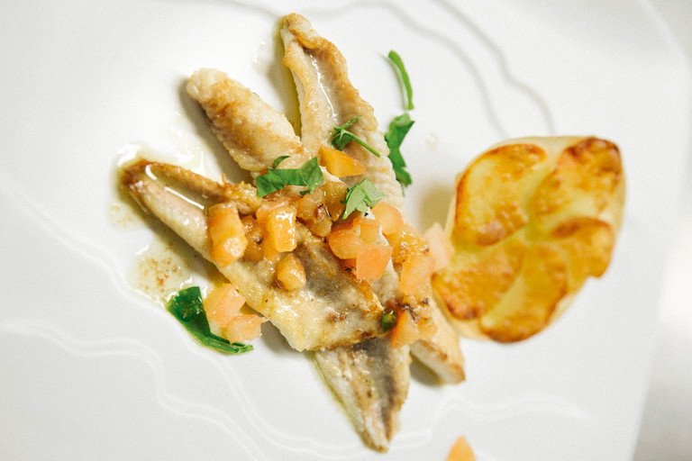 Fischgericht mit Fischen aus dem Zürichsee.