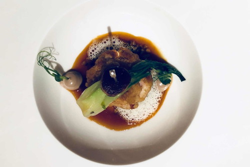 Gebratenes Kalbsbries von Peter Knogl: Yuzu/Pfeffer/Pilz-Creme