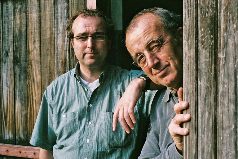 Patron Werner Knipser (re.) und sein Bruder Volker verkaufen den »Réserve«-Spätburgunder erst fünf Jahre nach der Lese.