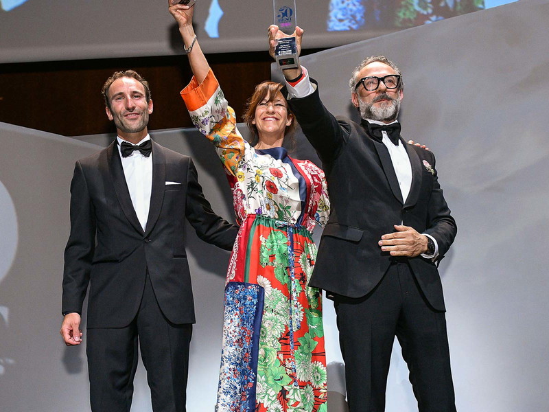 Massimo Bottura feiert die Rückkehr auf Platz 1