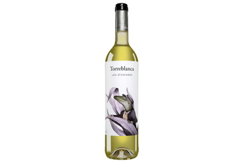 Torreblanca, Les Atzavares, Penedes, SpanienEine frische, aber sanfte Weinsäure macht diesen köstlichen Tropfen zu einem hervorragenden Begleiter zu sommerlichen Salaten.www.vinos.de&nbsp;&nbsp; € 6,95
