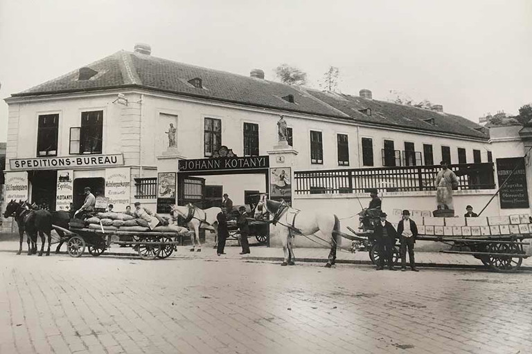 Historische Aufnahme des Firmensitzes in Wien