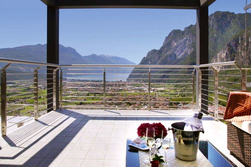 Grandios ist die Aussicht vom »Ristorante und B &amp; B Acetaia del Balsamico«.