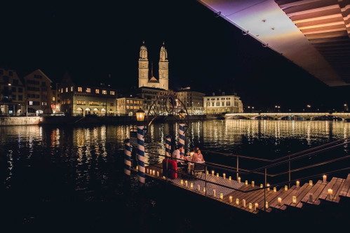 Bootssteg an der Limmat, «Storchen Zürich»