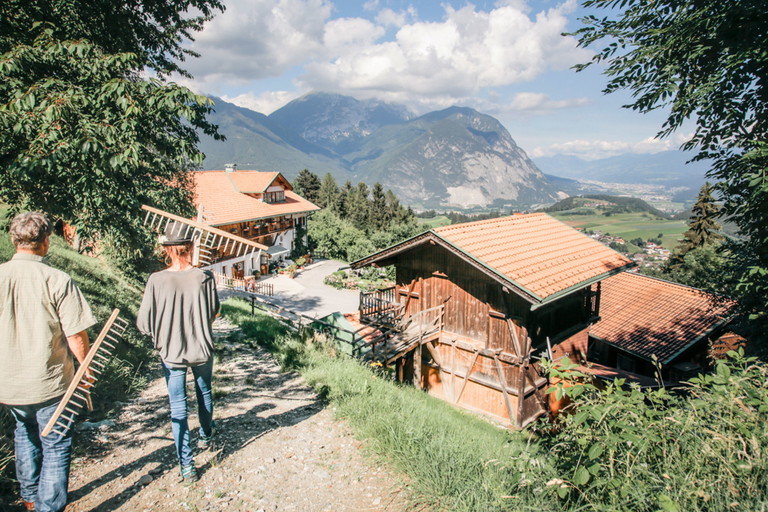 Der Moretti Bauernhof liegt auf 1000 Meter Höhe in Tirol.