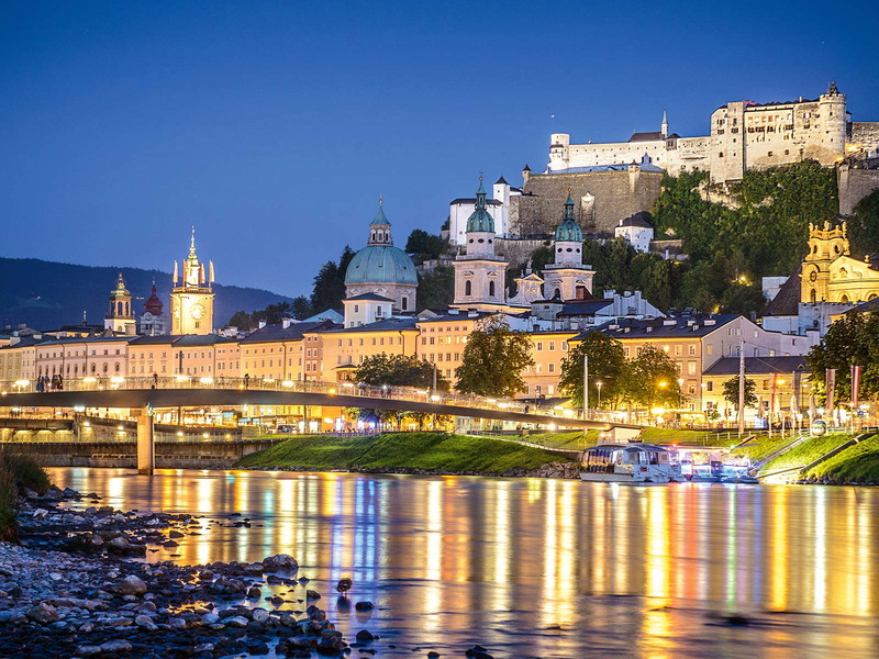 Die Stadt an der Salzach zelebriert das ganze Jahr über den Sinn für Kunst und Genuss.
