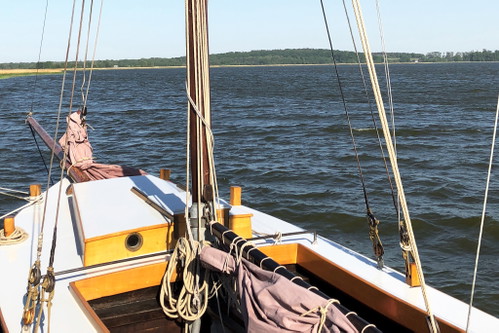 Die Romantik. Bis zu 12 Gäste haben Platz auf Rikas Zeesenboot.