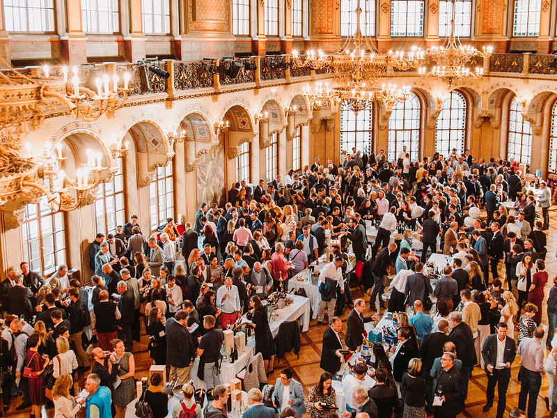 Prächtiger Rahmen im Wiener Palais Ferstel