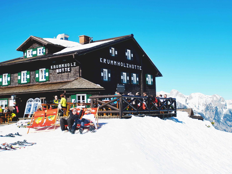 Die Krummholzhütte im Winter.