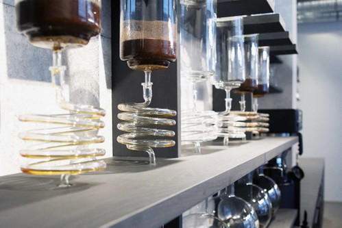 Ein Kaffee aus dem »Cold Drip«-Verfahren schmeckt aromatischer als sein heiß gebrühtes Pendant.