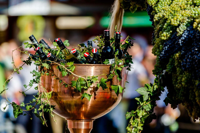 Am Wochenende lockt das Weinlesefest in Retz. 