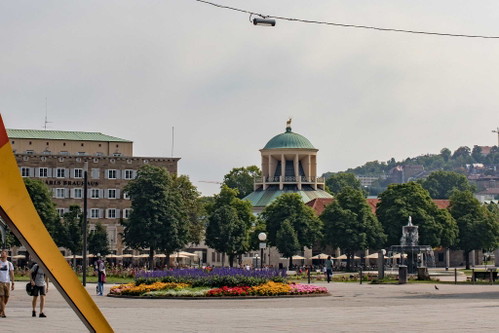 Der Stuttgarter Schlossplatz ist das Herz der Stadt.