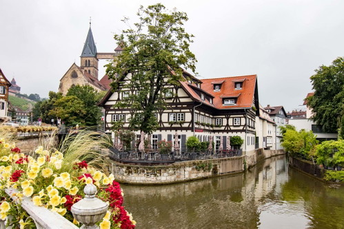Fachwerk, Wasser und Prickelndes: Esslingen gibt sich charmant