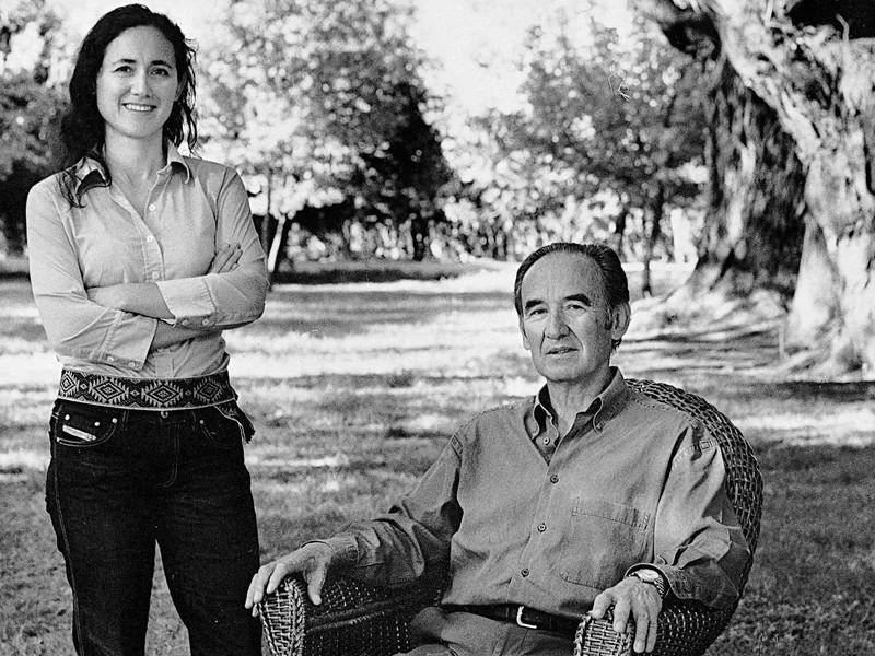 Nicolás Catena Zapata mit Tochter Laura, die heute das Weingut leitet.