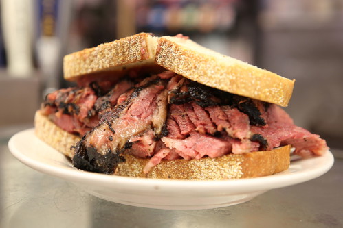 Das »Katz's« ist für seine Pastrami-Sandwiches weltbekannt.