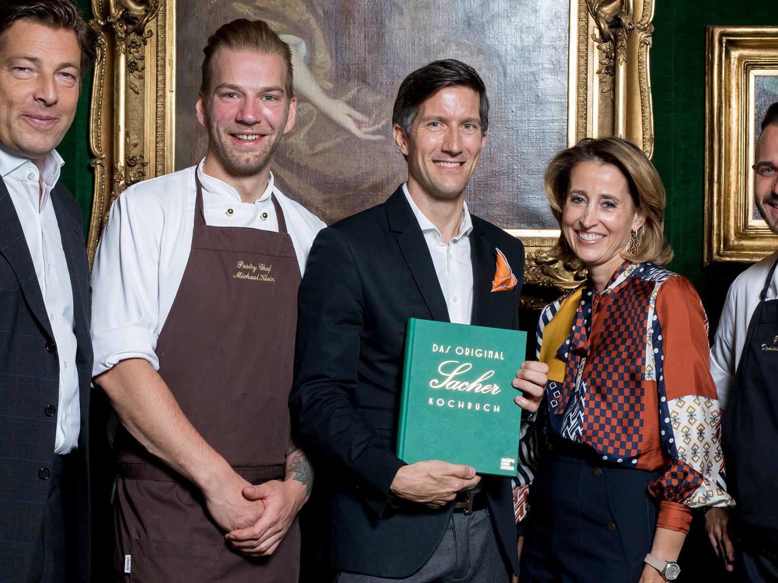 Matthias Winkler (Geschäftsführer&nbsp;Sacher&nbsp;Hotels), Michael Klein (Chef Pâtissier), Florian Landgraf (Gräfe und Unzer), Alexandra Winkler (Eigentümerin&nbsp;Sacher Hotels), Dominik Stolzer (Küchenchef)