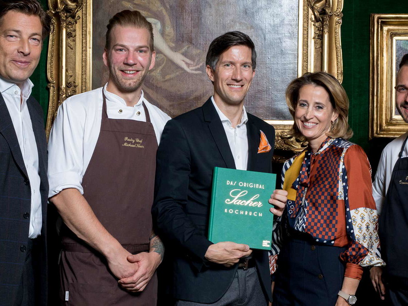 Matthias Winkler (Geschäftsführer&nbsp;Sacher&nbsp;Hotels), Michael Klein (Chef Pâtissier), Florian Landgraf (Gräfe und Unzer), Alexandra Winkler (Eigentümerin&nbsp;Sacher Hotels), Dominik Stolzer (Küchenchef)