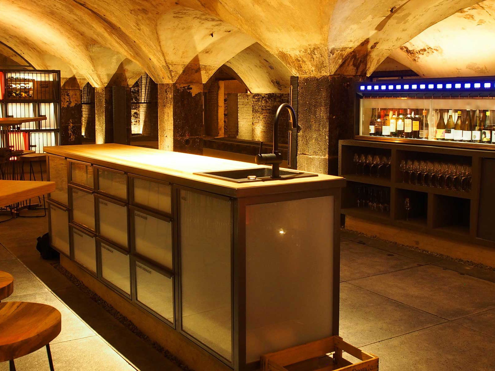 Auch die Kölner haben eine »wineBANK«.