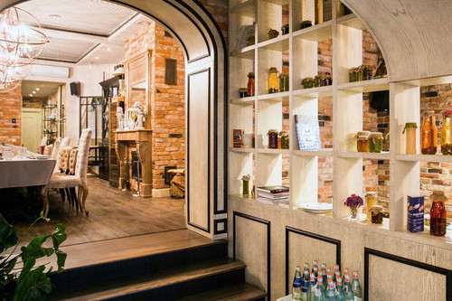 Das Restaurant »Entresol« in Riga.