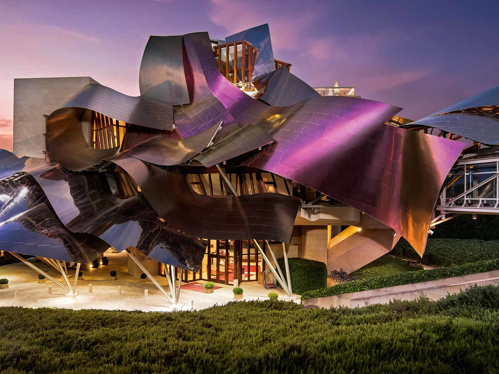 Das Hotel «Marques de Riscal» in Elciego wurde vom Star-Architekten Frank Gehry konzipiert.