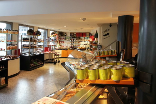 Der 3. Platz geht mit 1'490 Stimmen an die Bäckerei Tschirky aus Schmerikon.