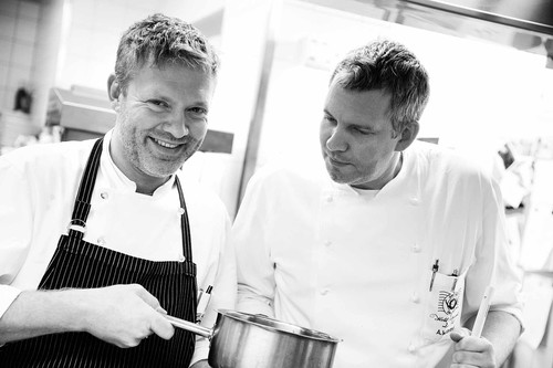 Christopher Wilbrand und sein Bruder Alejandro (r.) beherrschen die Balance zwischen Haute Cuisine und Wohlfühlgerichten.