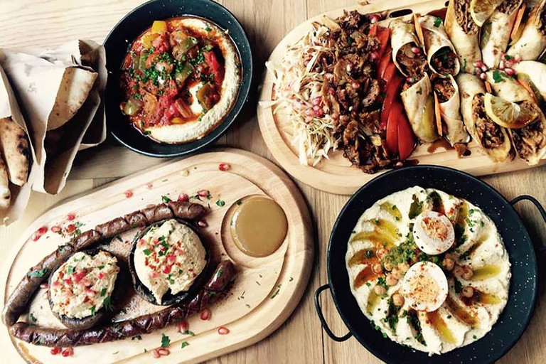Im »Hungry Guy« werden Nahost-Küche mit traditionell österreichischer kombiniert.