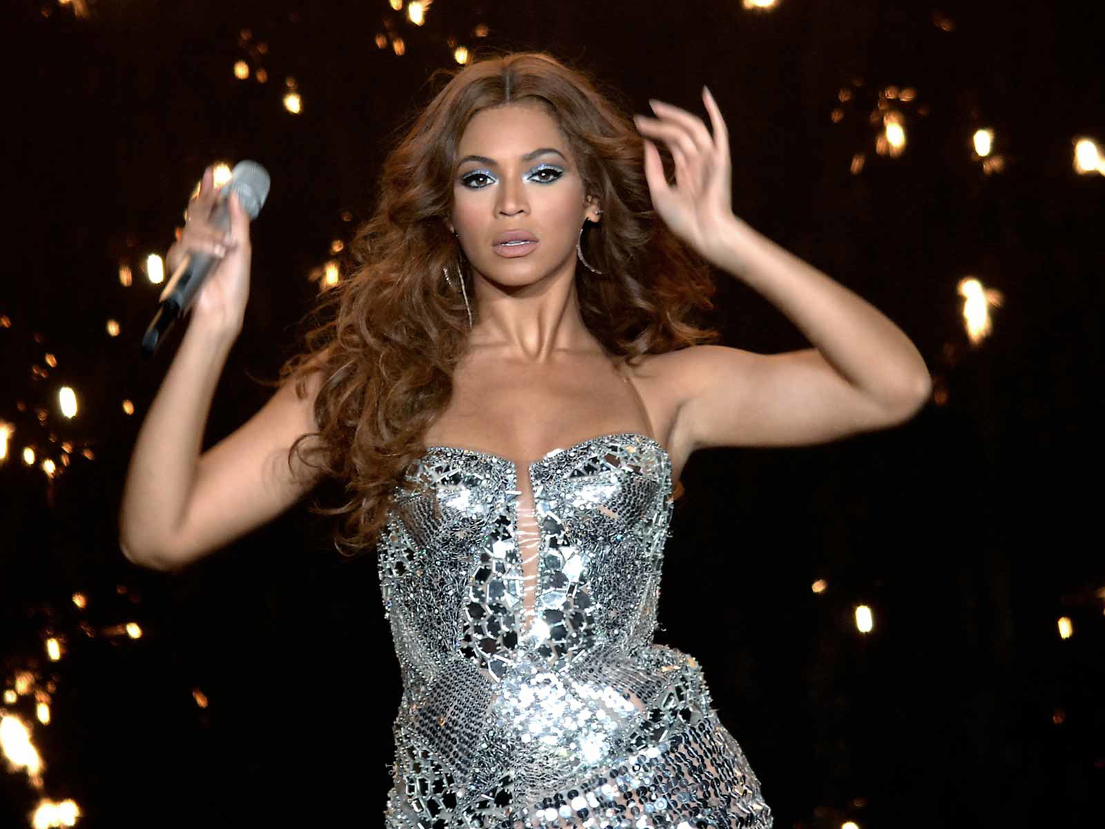 Auch Wetstar Beyoncé interpretierte »Stille Nacht«