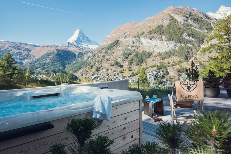 Immer mehr Menschen wollen der Hitze im Sommer entfliehen und urlauben daher in den Bergen.