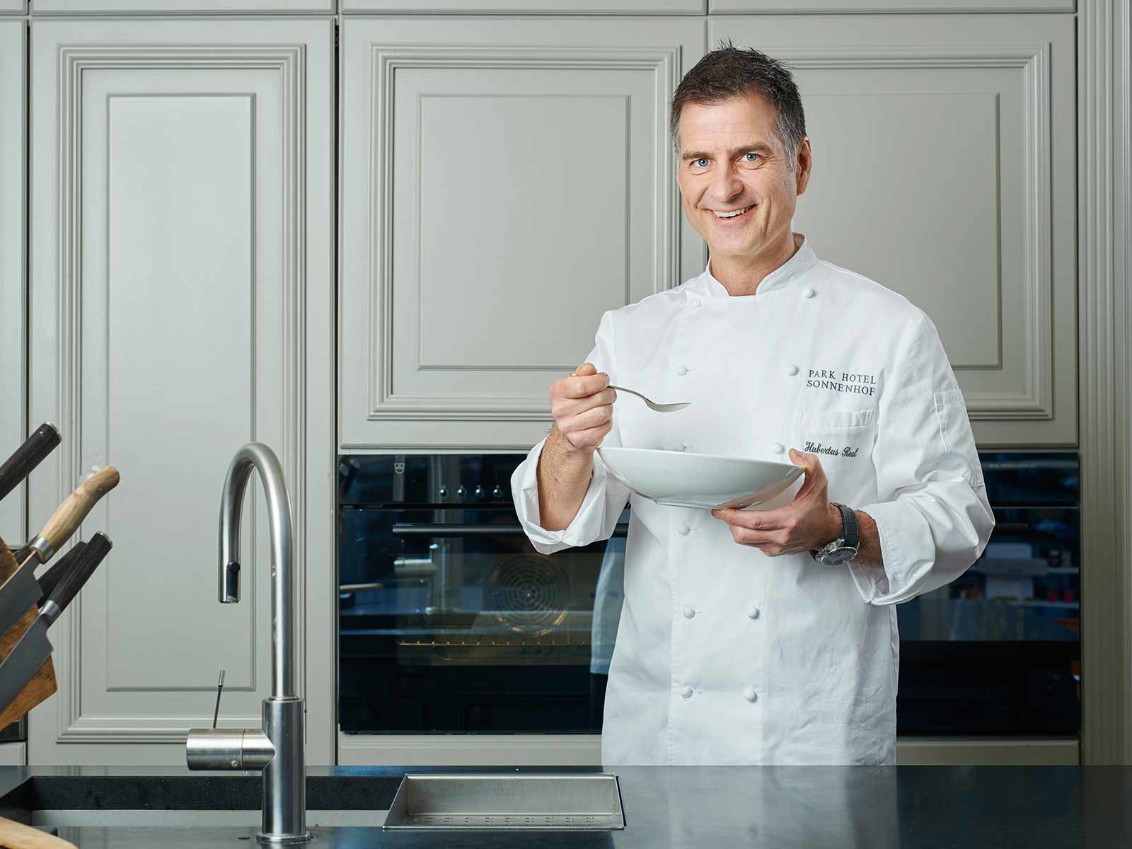 Führt das bestbewertete Restaurant Liechtensteins: Hubertus Real.
