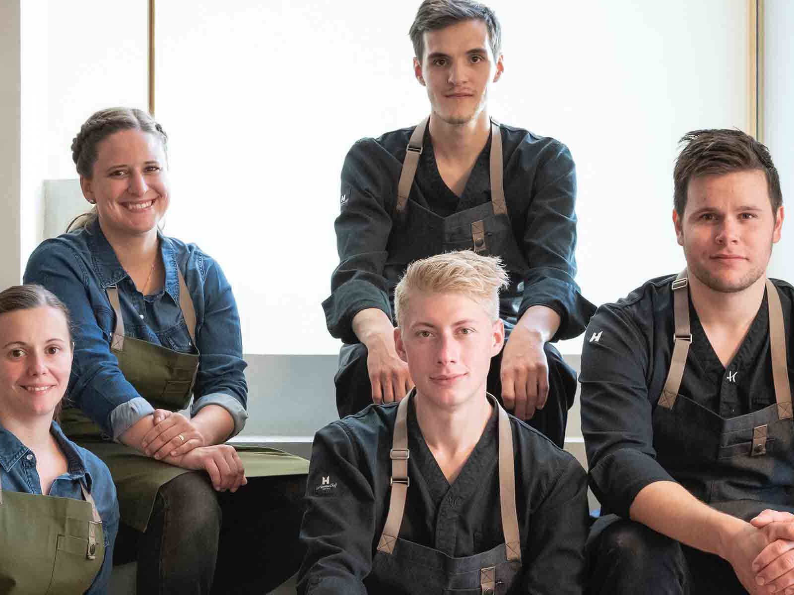Das «Casa Caminada»-Team um Mathias Kotzbeck (mitte vorne)