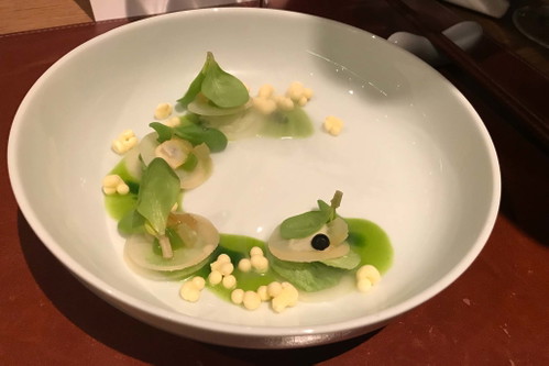 1. Gang (Tim Raue): Petersilie, Yuzu, Portulak