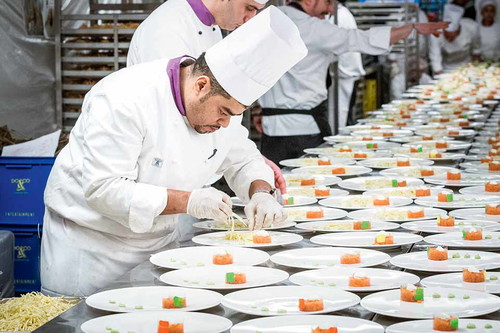 Do &amp; Co: Internationale GrösseEine der grössten Marken im internationalen Catering-Business: 120 Veranstaltungen in 20 Ländern weltweit, mehr als 700 Caterings pro Jahr in Österreich. Die besonderen Stärken sind die Inszenierung und die beständige Top-Qualität beim Essen. Das Wiener Unternehmen catert für mehr als 60 Fluglinien, die Formel 1, die Hahnenkamm-Rennen in Kitzbühel u. v. m.