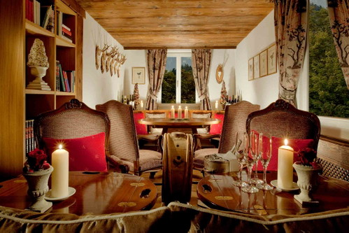 Die Lounge der «Taverne 1879»