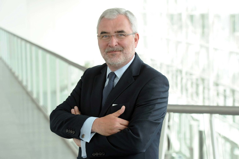 Bernd Aufderheide, Vorsitzender der Geschäftsführung Hamburg Messe und Congress GmbH war ebenfalls Teil der Jury. 