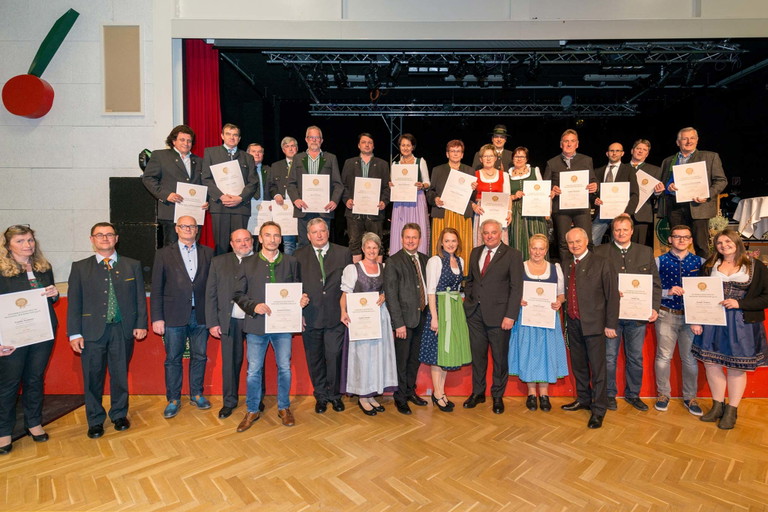 Die Seriensieger bei der Prämierung.