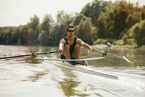 Sportfluss: Rudern auf der Donau hat eine lange Tradition. Vom 25. August bis 1. September 2019 messen sich auf der Regattastrecke Linz–Ottensheim bei der Ruder-Weltmeisterschaft die Besten der Besten.