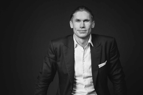 Roman Niewodniczanski&nbsp;vom Weingut Van Volxem.
&nbsp;
&nbsp;
&nbsp;
&nbsp;
&nbsp;
&nbsp;
&nbsp;
&nbsp;
&nbsp;
&nbsp;
&nbsp;
&nbsp;
&nbsp;
Roman Niewodniczanski (van Volxem)