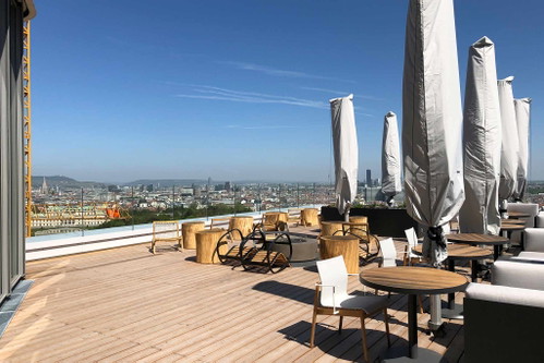 Rooftop Bar »Aurora«