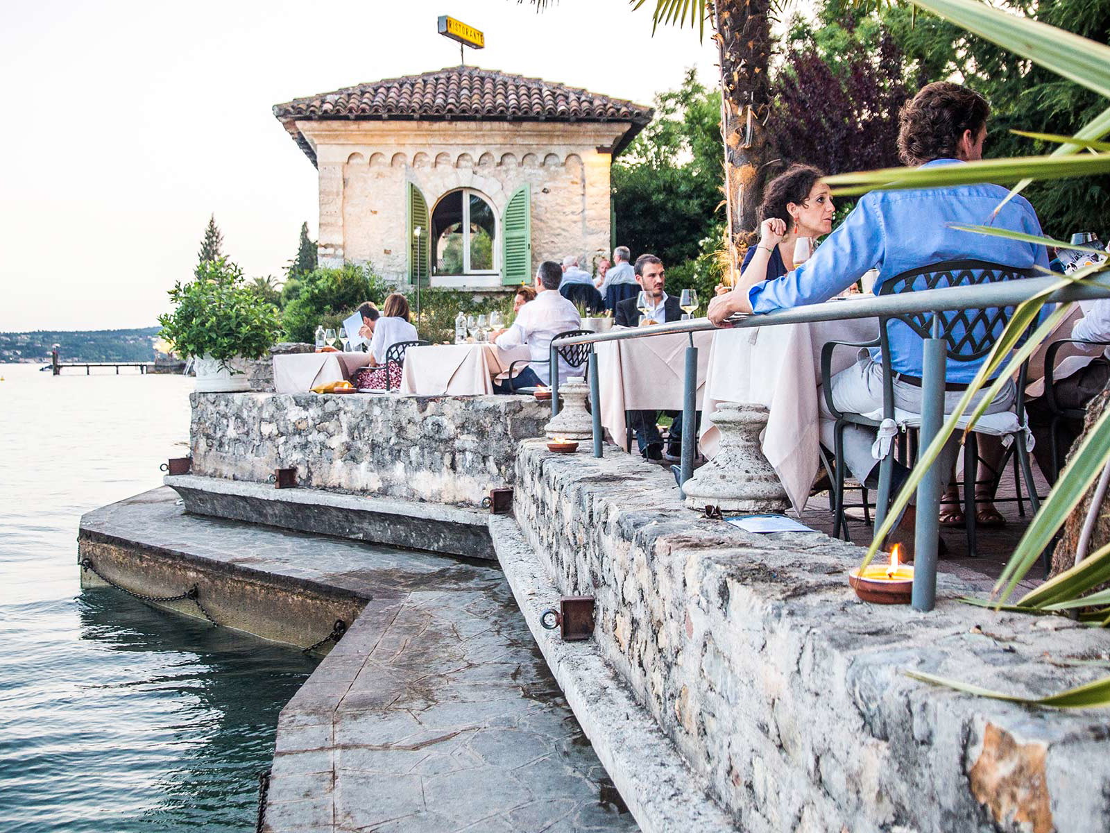 Das »Lido 84« liegt direkt am See