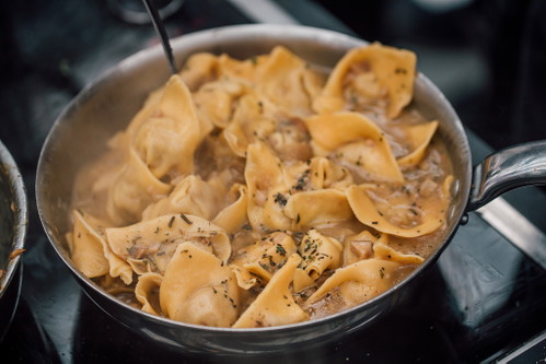 Theo Randall's «Cappelletti di vitello»: Frische Pasta gefüllt mit langsam gegartem Kalbfleisch mit Pancetta, Steinpilzen und Parmesan.