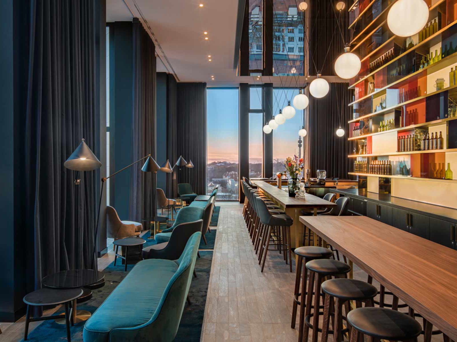Atemberaubender 360°-Blick von der Rooftop Bar&nbsp;»M’Uniqo«
