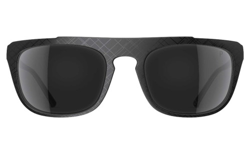 Wie perfekt eine große, grafische Brille zum Anzug passt, bewies Marcello Mastroianni 1963 in »8 ½«. Ein ähnliches Statement ist das neue Modell »Ruben«. www.neubau-eyewear.com