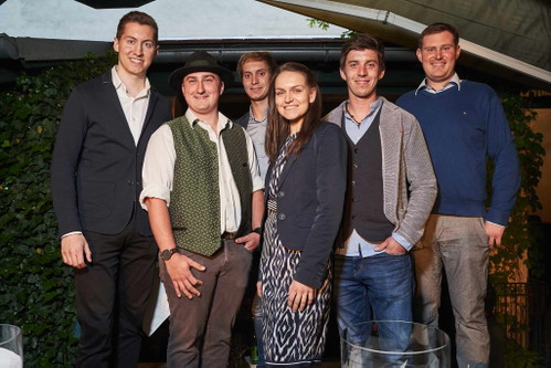 Die Finalisten: Roland Steindorfer, Jakob Jakopé, Patrick Altenbacher, Kerstin Schwertführer, Michael Gruber und Leo Rögner.