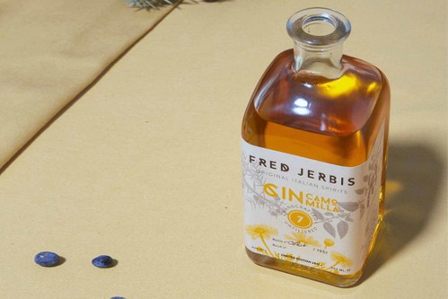 Zeitgenössisches Design und lokale Zutaten – »Fred Jerbis«-Gin bringt Italiens Brennkunst in die Moderne.