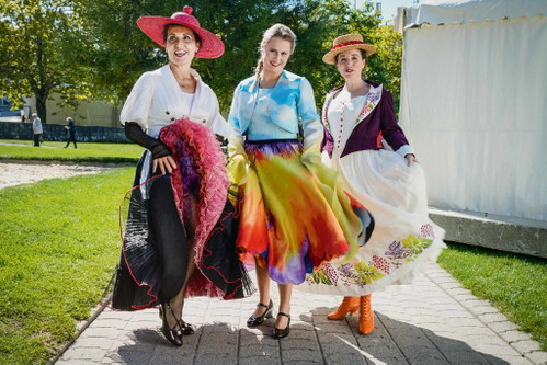 Ohne die vielen – knapp 5500 – Laienschauspieler wäre die bombastische Inszenierung der Fête des Vignerons tatsächlich undenkbar. Schon vor fünf Jahren begann die Konzeptionierung der Show.
