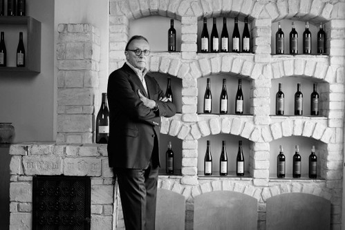 Hans Schmid zählt mit Mayer am Pfarrplatz und Rotes Haus zu den führenden Produzenten vom Wiener Gemischten Satz DAC.